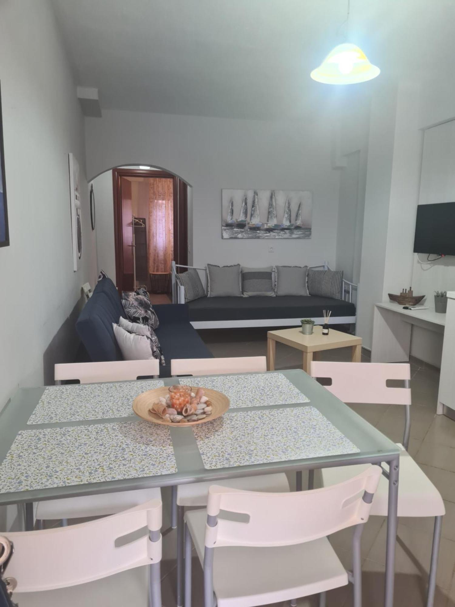 Makis Apartments Touzla Ofrínion Buitenkant foto