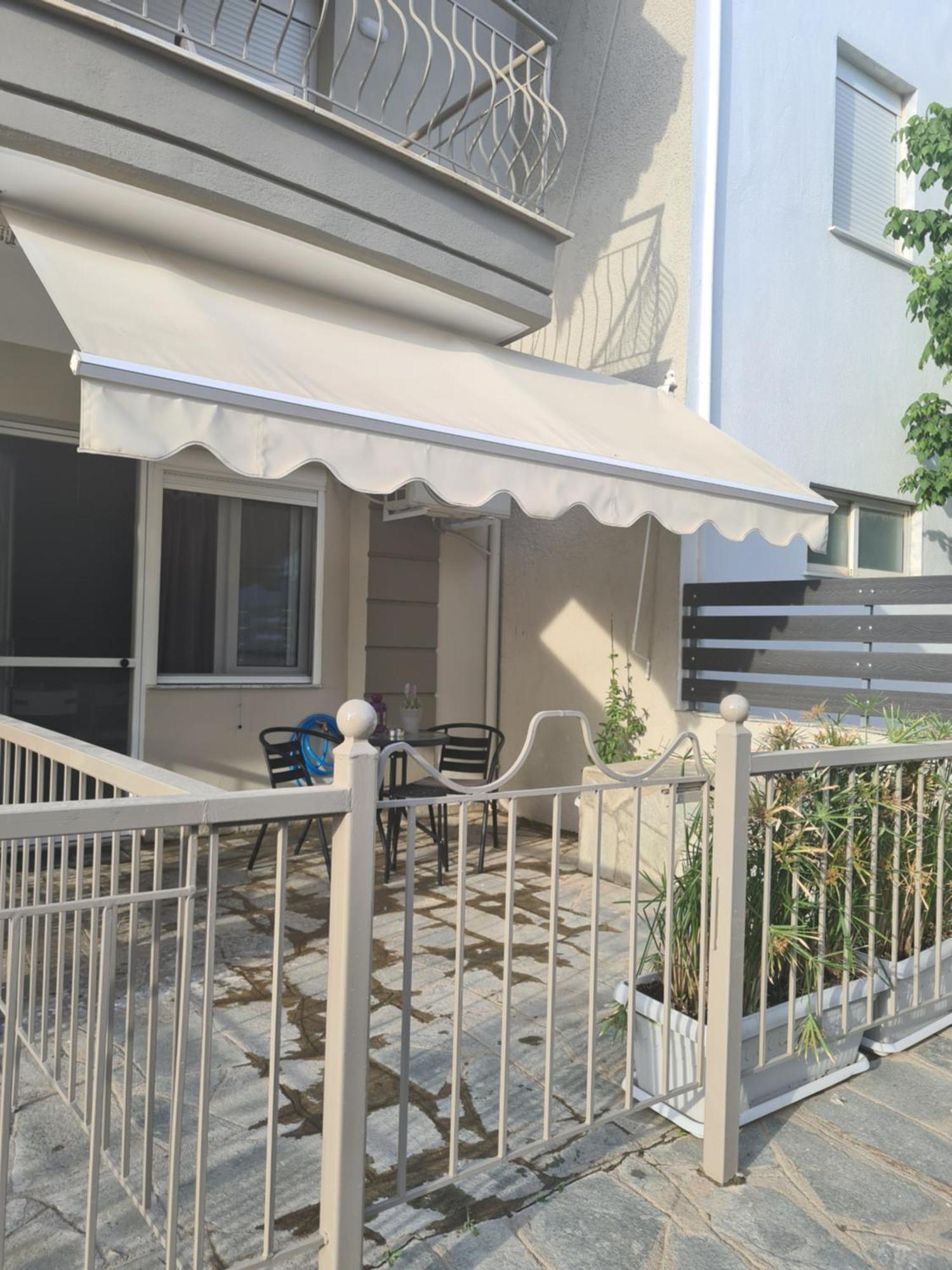 Makis Apartments Touzla Ofrínion Buitenkant foto